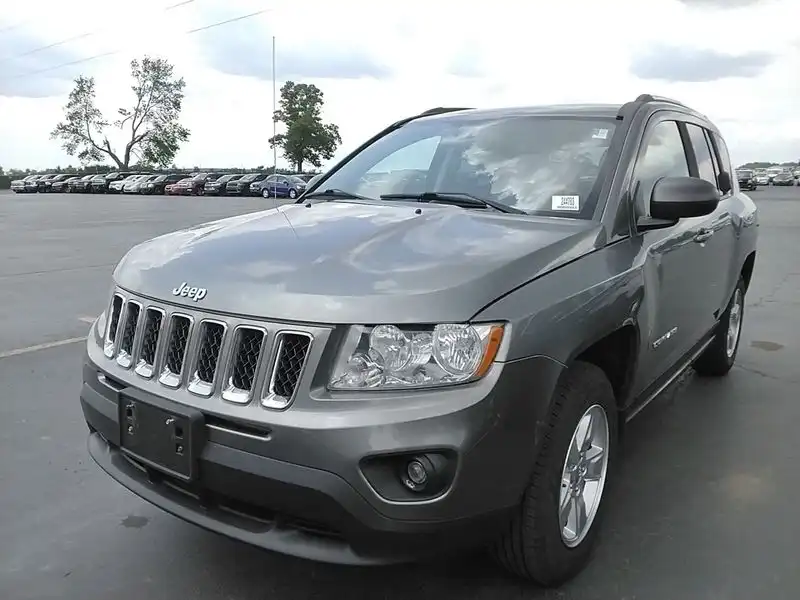 2013 Jeep Compass Sport's photo