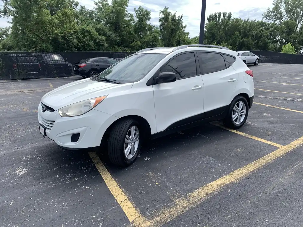 2010 Hyundai Tucson GLS AWD Auto's photo