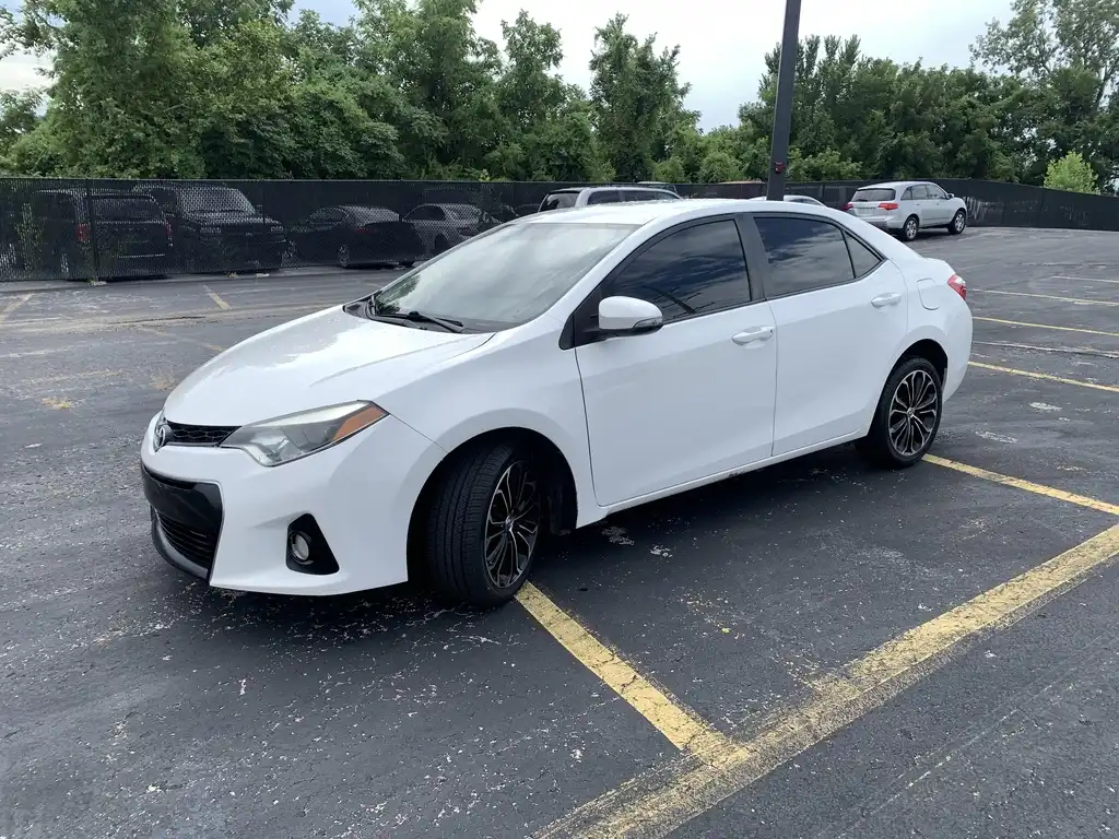 2016 Toyota Corolla S Plus AT's photo