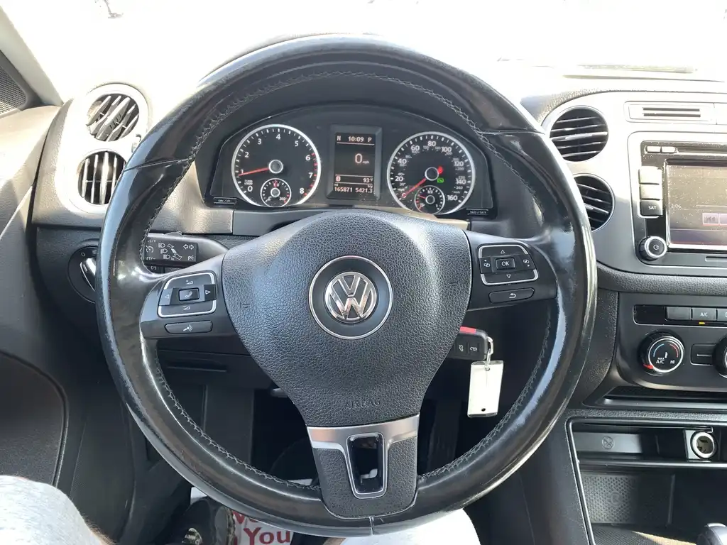 2015 Volkswagen Tiguan 2.0T S Auto's photo
