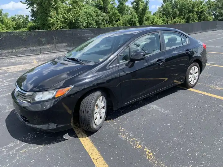 2012 Honda Civic LX Auto's photo