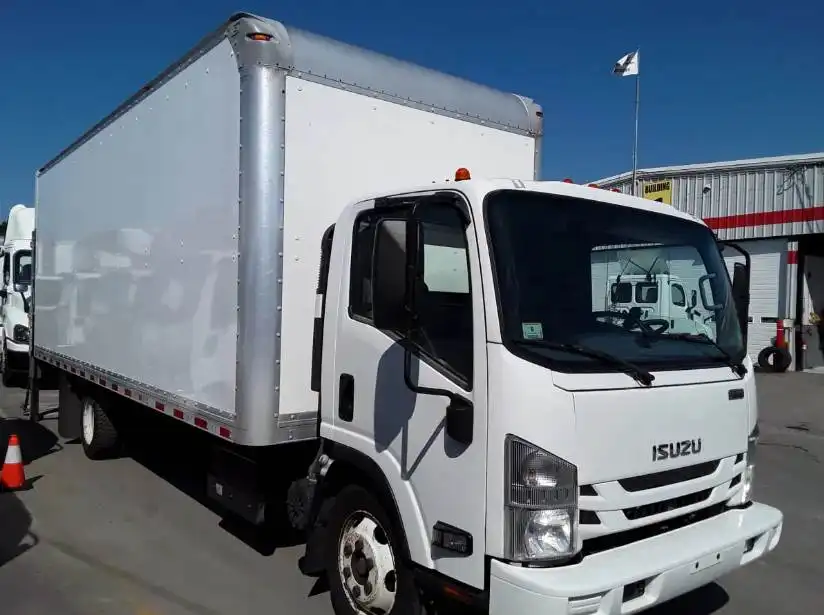 2019 Isuzu NRR's photo