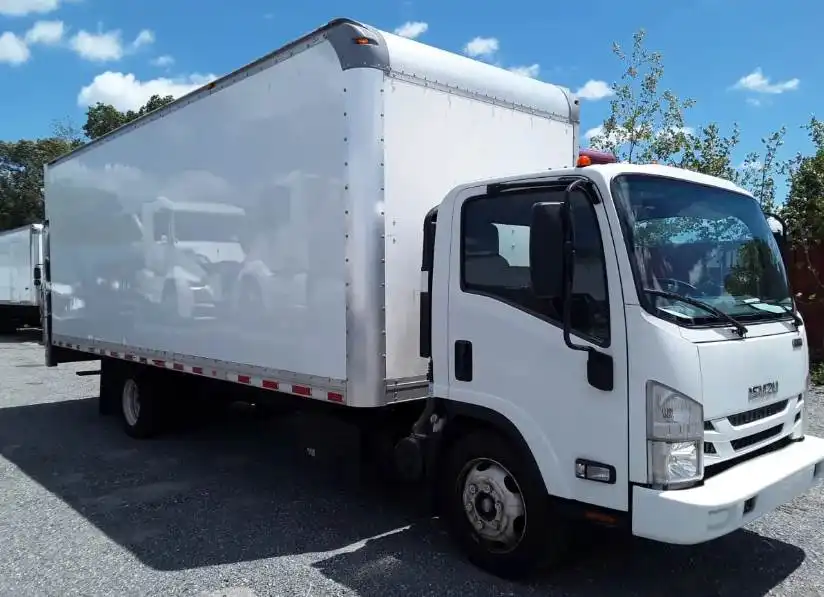 2019 Isuzu NRR's photo