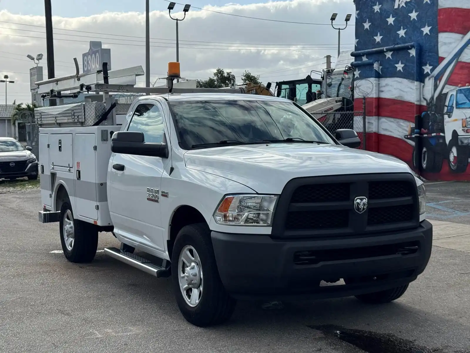 2016 RAM 3500 Tradesman Regular cab's photo