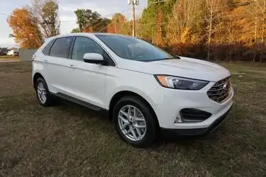 2022 Ford Edge SEL AWD's photo