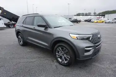 2023 Ford Explorer XLT RWD's photo