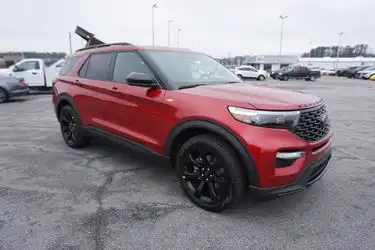 2023 Ford Explorer ST-LINE RWD's photo