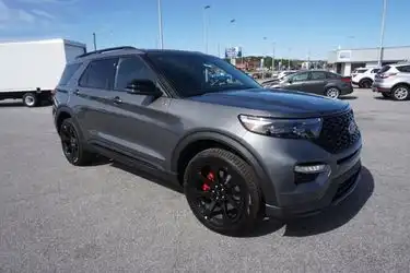 2023 Ford Explorer ST 4WD's photo