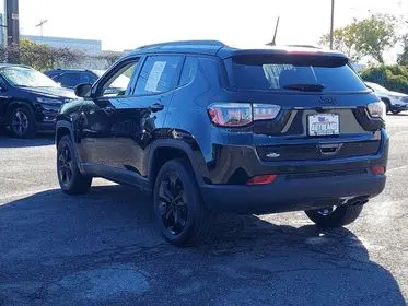 2019 Jeep Compass Altitude 4WD photo 3