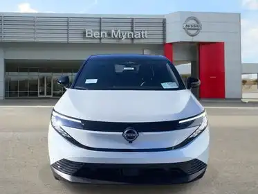 2026 Nissan Leaf SV+'s photo