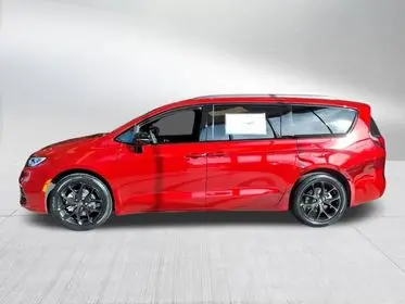 2026 Chrysler Pacifica Select photo 5