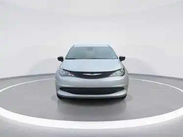 2026 Chrysler Voyager LX's photo