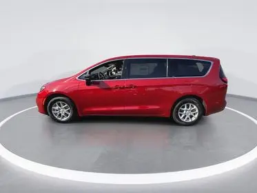 2026 Chrysler Pacifica Select photo 4