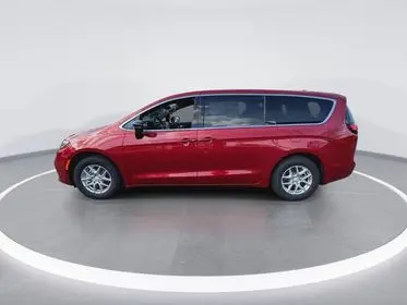 2026 Chrysler Pacifica Select photo 3