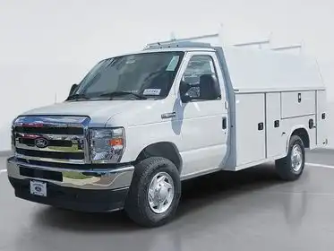 2026 Ford E-Series SRW E-350 Super Duty 138 in WB's photo