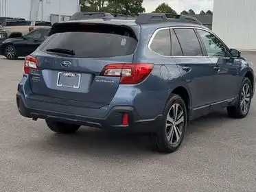 2018 Subaru Outback 2.5i Limited's photo