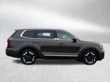2025 Kia Telluride S AWD's photo