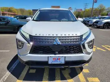 2025 Mitsubishi Eclipse Cross ES S-AWC's photo