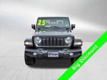 2025 Jeep Gladiator Nighthawk Auto's photo