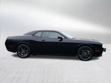 2023 Dodge Challenger SXT Auto AWD photo 1