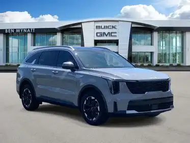2025 Kia Sorento S AT's photo