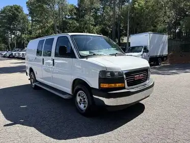 2022 GMC Savana 2500's photo