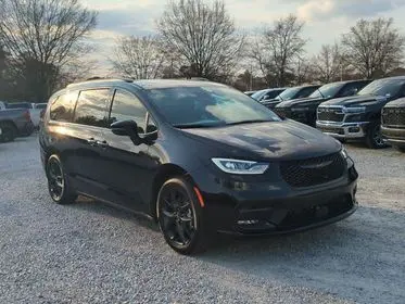 2026 Chrysler Pacifica Select photo 5
