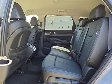 2026 Kia Sorento S 4WD Auto photo 4