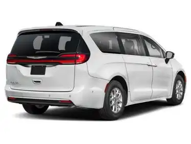 2026 Chrysler Pacifica Select's photo