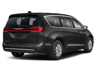 2026 Chrysler Pacifica Select's photo