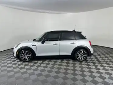 2023 MINI Hardtop Cooper S's photo