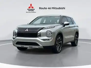 2024 Mitsubishi Outlander SE S-AWC's photo