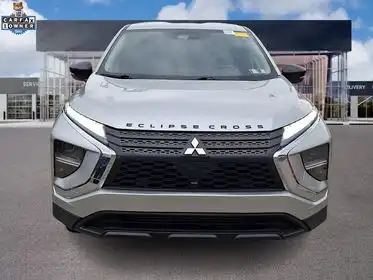 2022 Mitsubishi Eclipse Cross LE S-AWC's photo