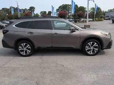 2021 Subaru Outback Limited XT's photo