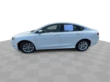 2016 Chrysler 200 C photo 4