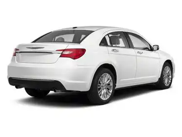 2013 Chrysler 200 Touring's photo
