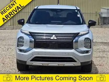2024 Mitsubishi Outlander SE S-AWC's photo