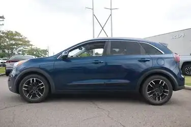 2018 Kia Niro Touring's photo