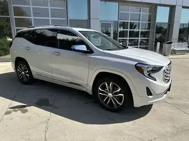 2020 GMC Terrain Denali AWD's photo
