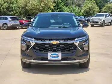 2024 Chevrolet Trax LT's photo