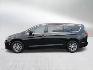 2025 Chrysler Pacifica Select photo 3