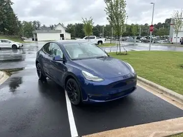2023 Tesla Model Y Long Range Dual Motor All-Wheel Drive's photo