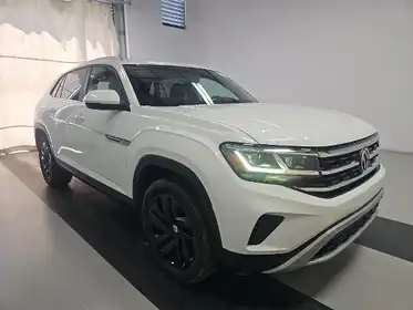2023 Volkswagen Atlas Cross Sport 3.6L V6 SE w/Tech's photo