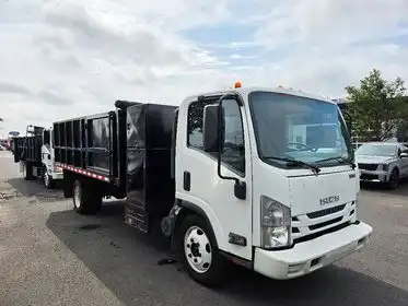2016 Isuzu NQR's photo