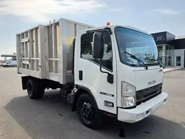 2022 Isuzu NQR's photo