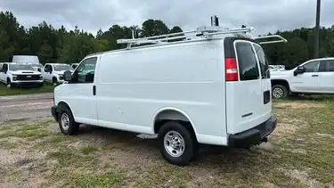 2026 Chevrolet Express 2500 Work Van HD's photo