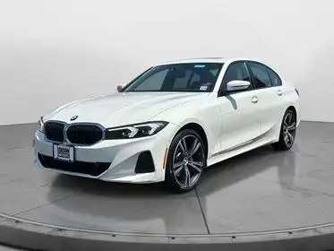2023 BMW 3 Series 330i xDrive Sedan's photo