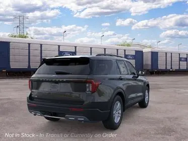 2026 Ford Explorer undefined photo 5