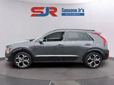 2024 Kia Niro EX Touring HEV's photo