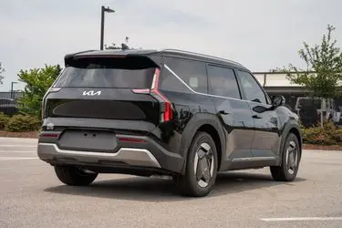 2026 Kia EV9 Wind AWD photo 4